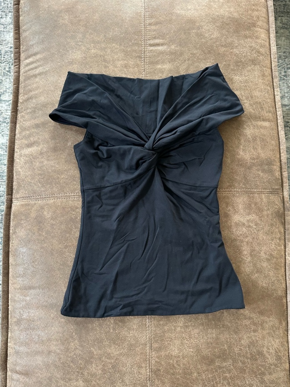 Aritzia Contour Twist Off-Shoulder Top - Black